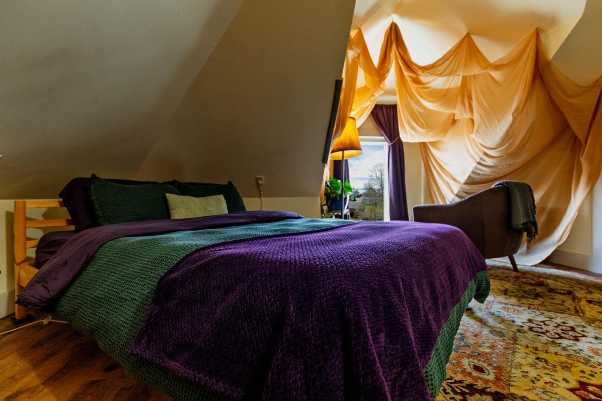 Centrally Located With Lake Views Μπέρλινγκτον Εξωτερικό φωτογραφία