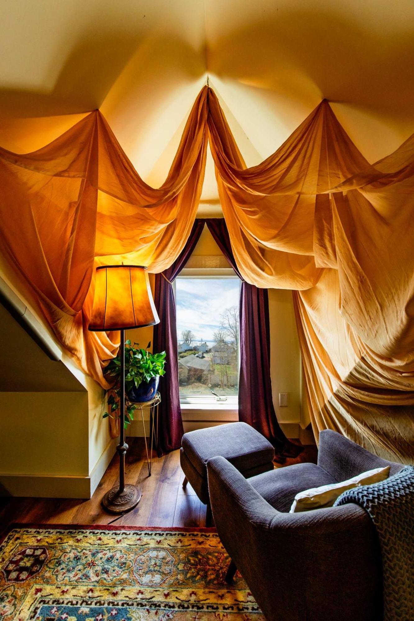 Centrally Located With Lake Views Μπέρλινγκτον Εξωτερικό φωτογραφία